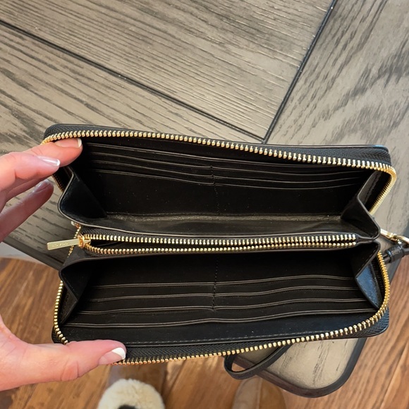 Wallet - Picture 3 of 3